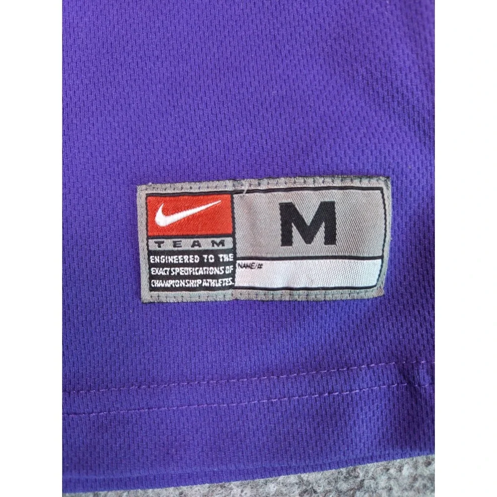 Nike Washington Huskies Basketball Jersey Youth Medium Purple Gold Number 3
